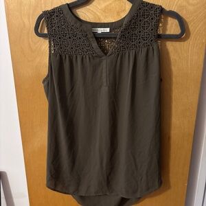 Daniel rainn tank with crochet detail- olive green